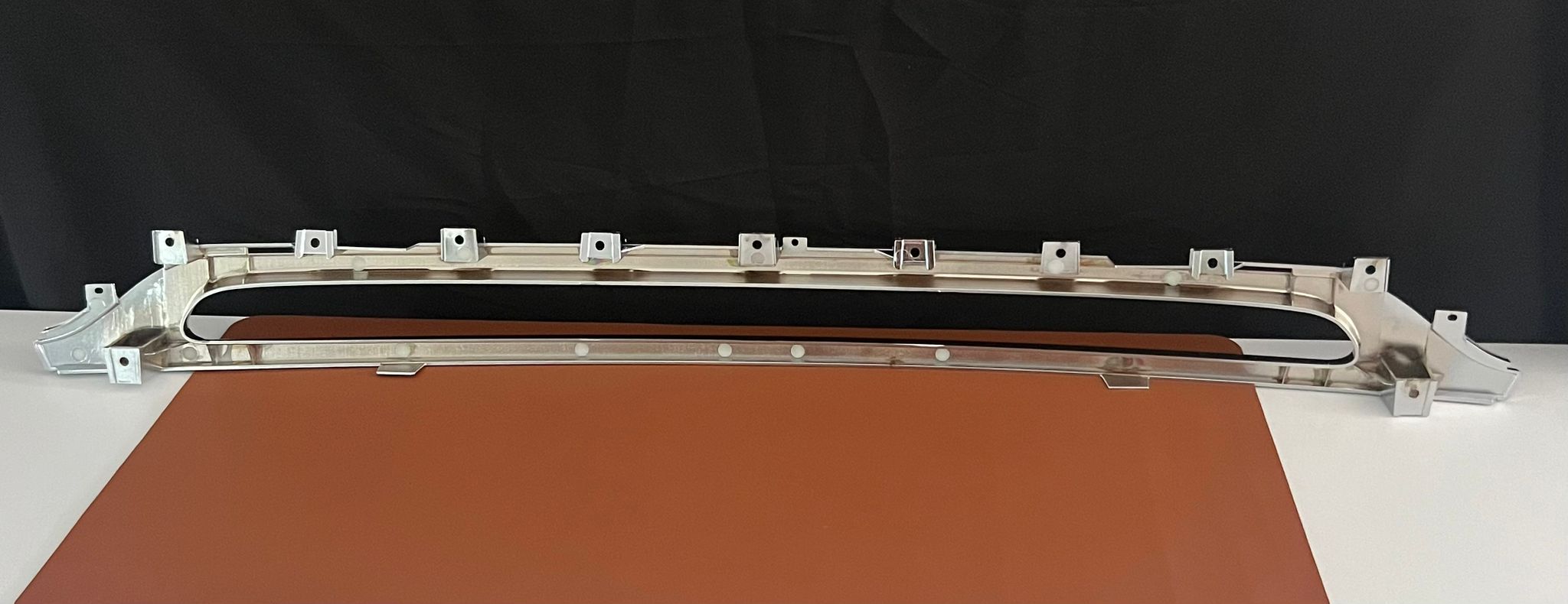 lower grille A17-14071-001