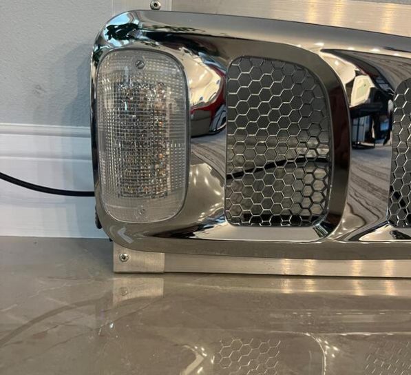 Truck Sterling turn signal LED clear light 2 597x544